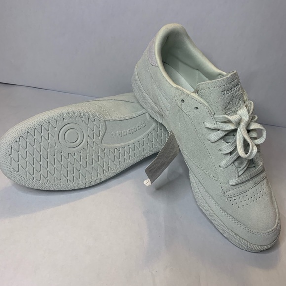 Reebok - Picture 5 of 5